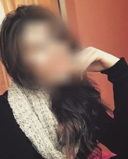 Anna, 28