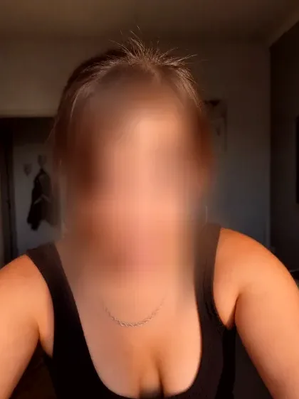 Büsra, 34