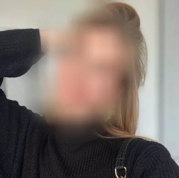 Carina, 26