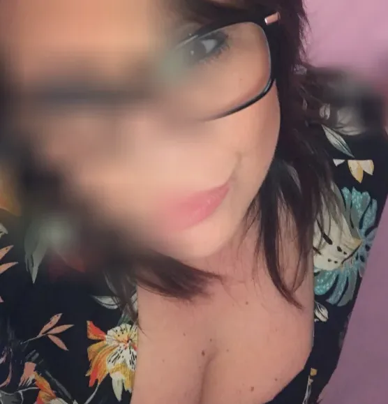 Emma, 40