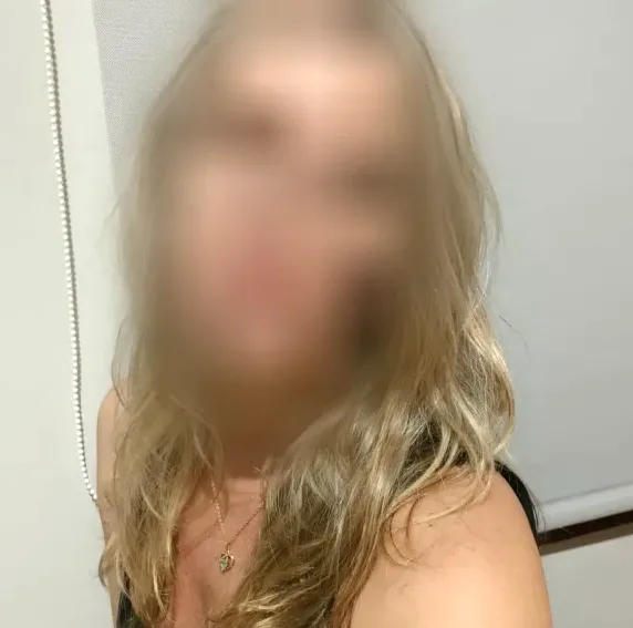 Janina, 36