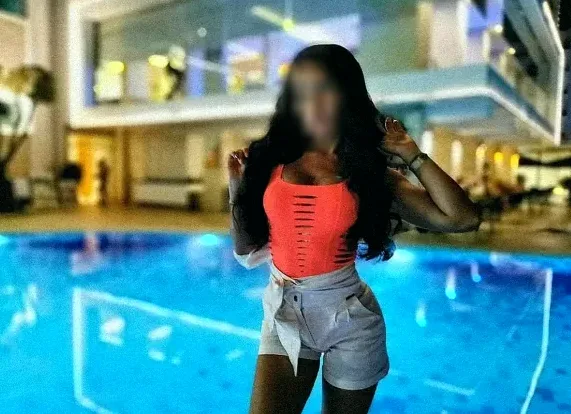 Jasmin, 40