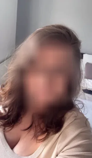 Jasmin, 36