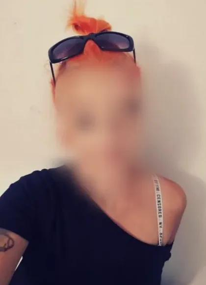 Lucia, 35