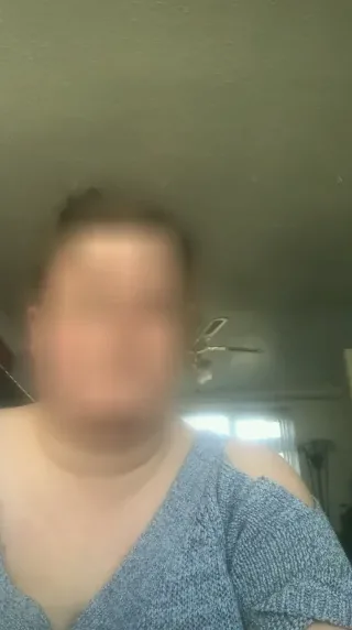 Marie, 28