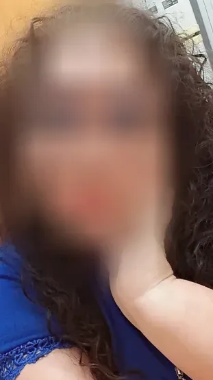Özlem, 39