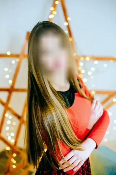 Tanja, 28